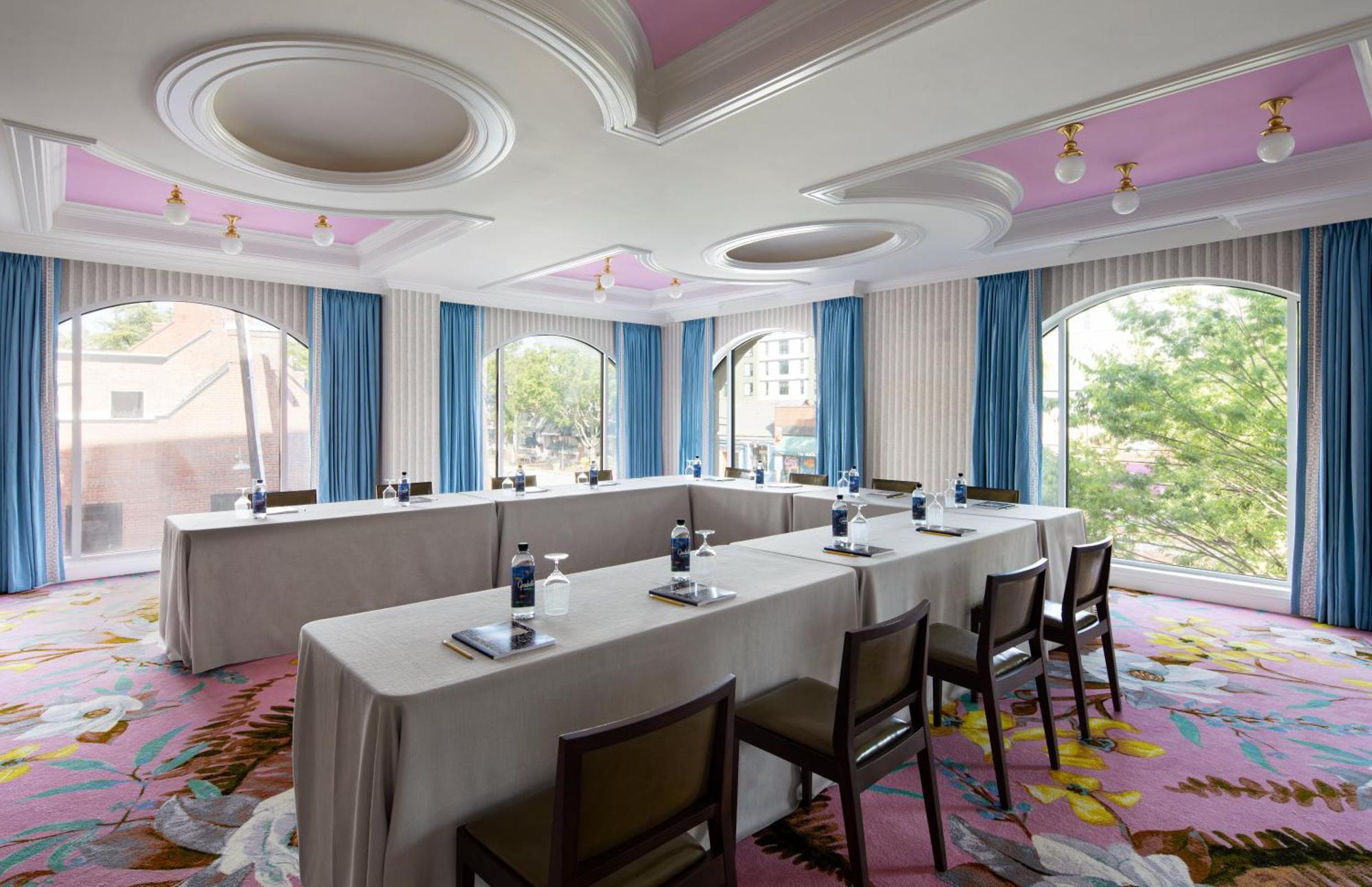 Hotel Graduate By Hilton Chapel Hill Esterno foto
